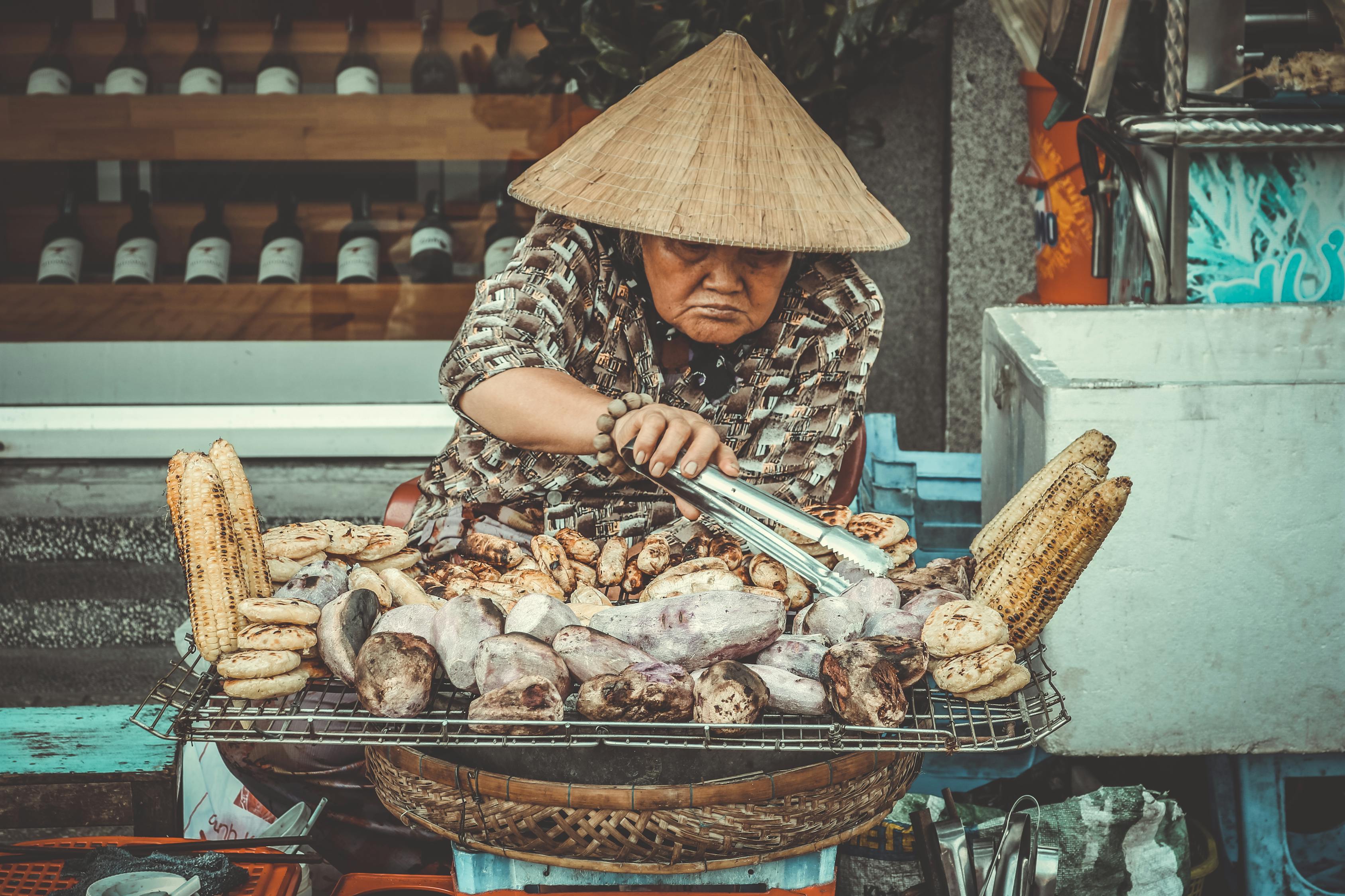 街头美食海报的魅力与故事