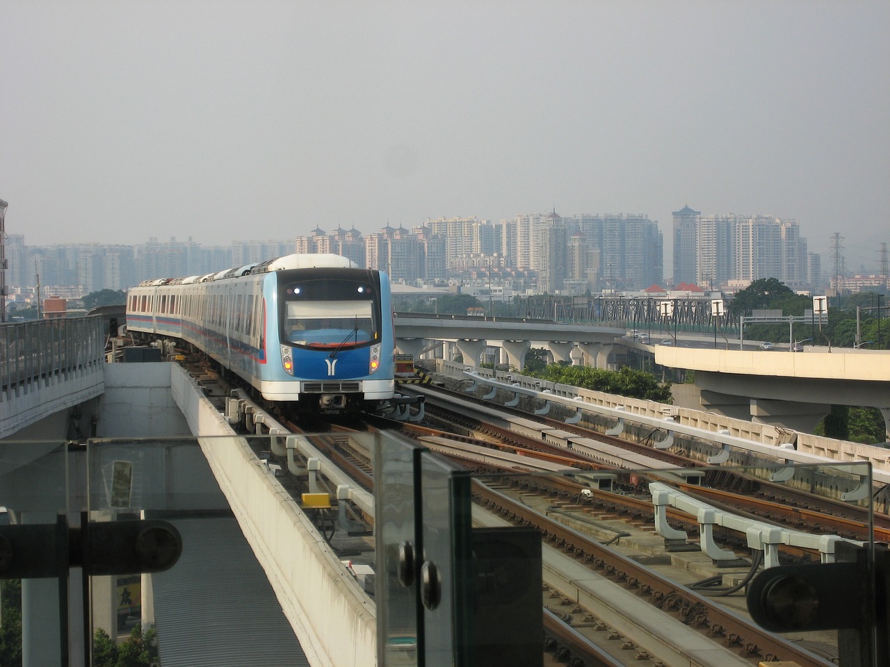 广州火车站至体育西路，城市交通的快速通道